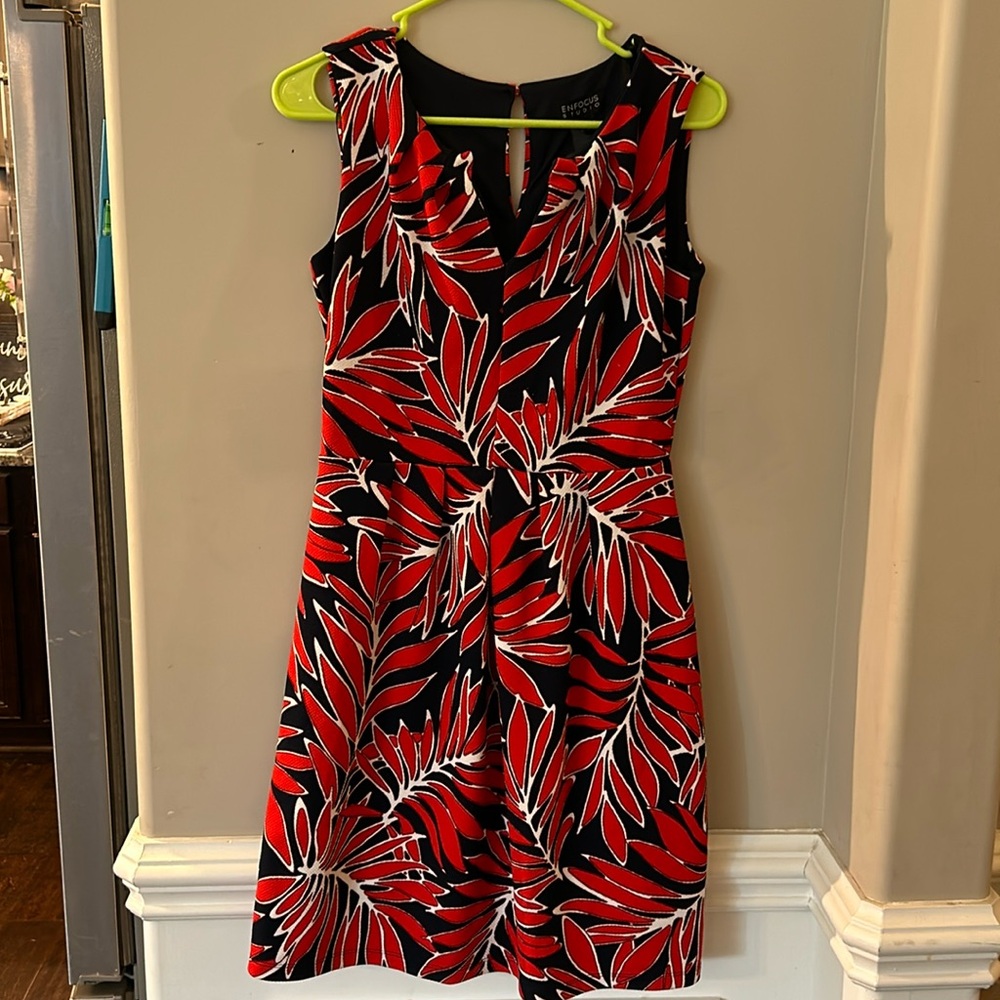 Enfocus Studio Navy and Red V Neck floral midi dress- size 6